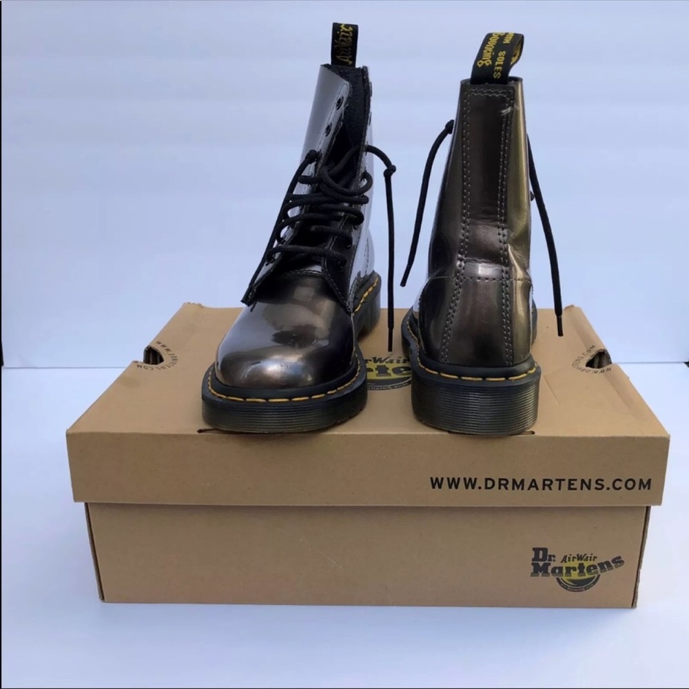 Dr martens pascal patent leather boot size US 7